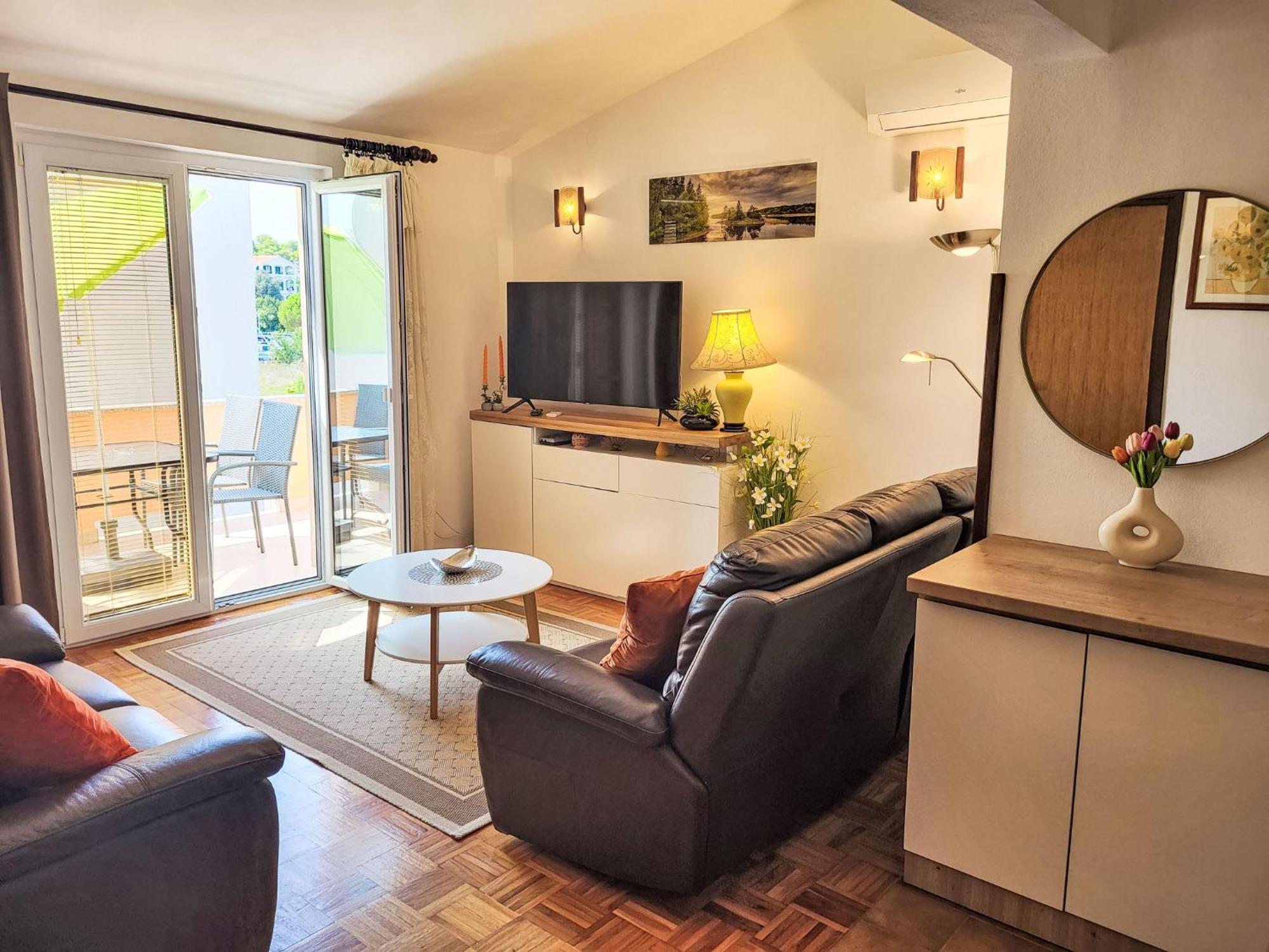 Holiday Home Ive By Interhome Petrcane Buitenkant foto